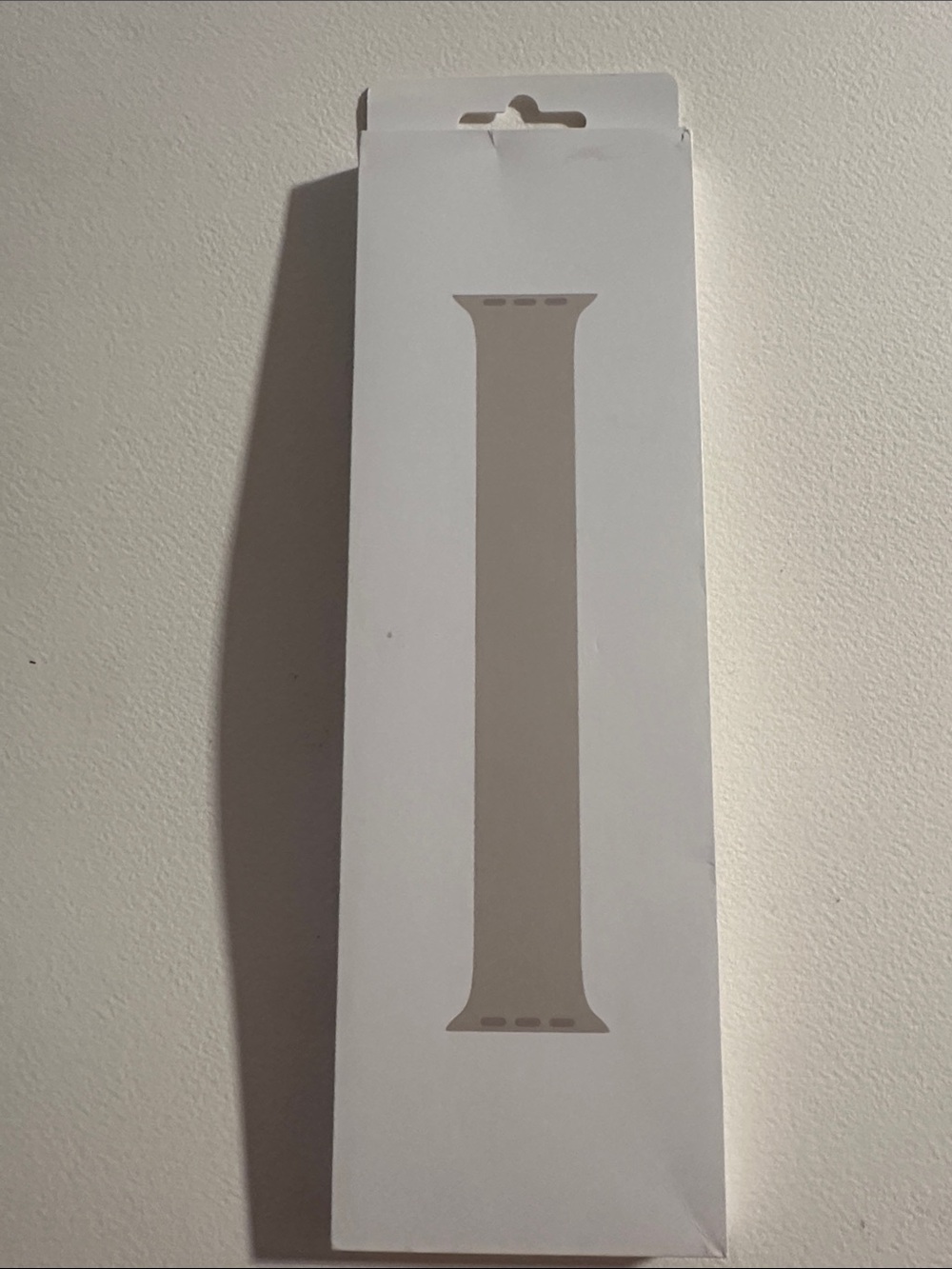 AUTHENTIC Apple Watch Sports
Natural Beige Band 41mm Brand New